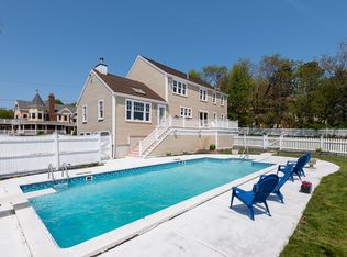 61 Prospect Ave, Hull, MA 02045