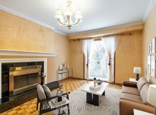 451 Palmer Ave, Richmond Hill, ON L4C 1R2