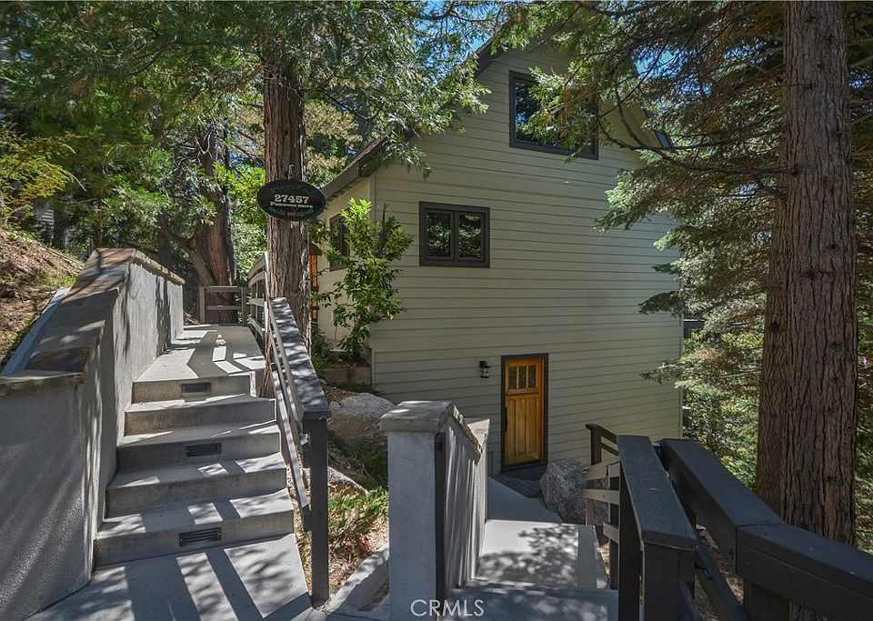 1st image of 27457 Pinewood Dr