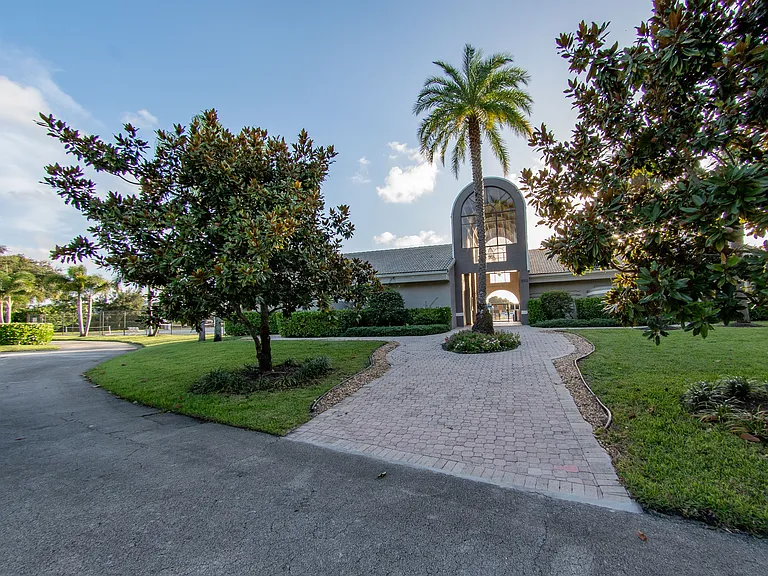 5155 Monterey Ln — Photo 26