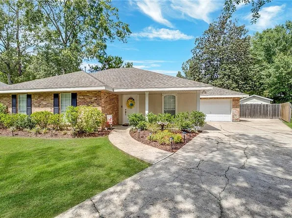 2359 Swan Ct, Mandeville, LA 70448