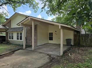 2904 Forest Bnd, Bryan, TX 77801