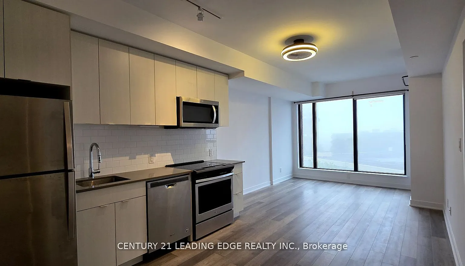 2 bed, $2,280 — Photo 2