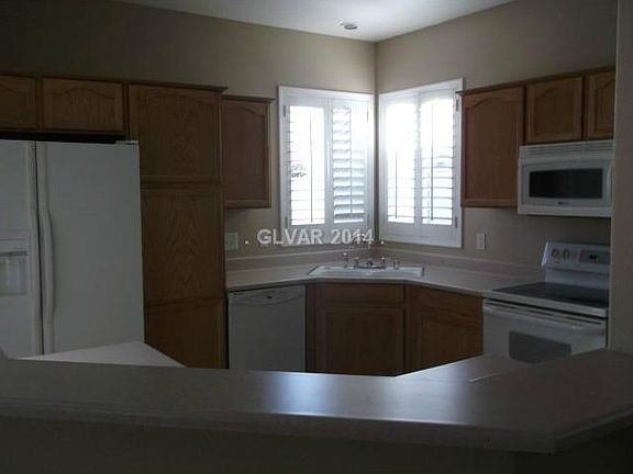 3rd image of 9021 Tumblewood Ave