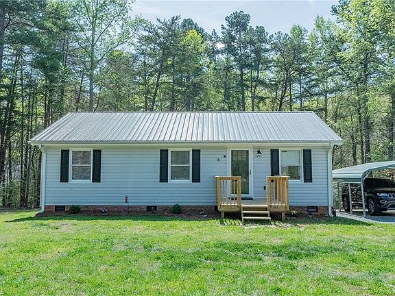 3rd image of 1241 Riverwood Rd
