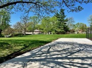 4809 N Knoxville Ave #2GL, Peoria, IL 61614