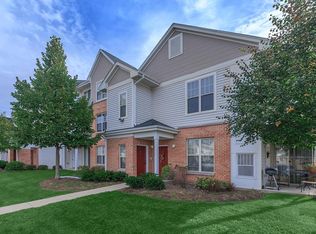 1350 Coventry Glen Dr APT 108, Round Lake, IL 60073