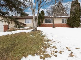 1305 S Thompson Dr, Madison, WI 53716