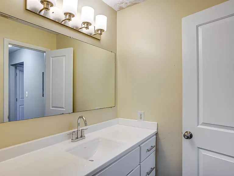 Bluff Ridge — Photo 15