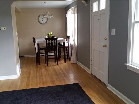 5th image of 200 Pickford Ave