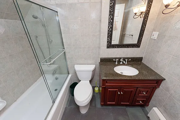 Rented by Compass | media 52