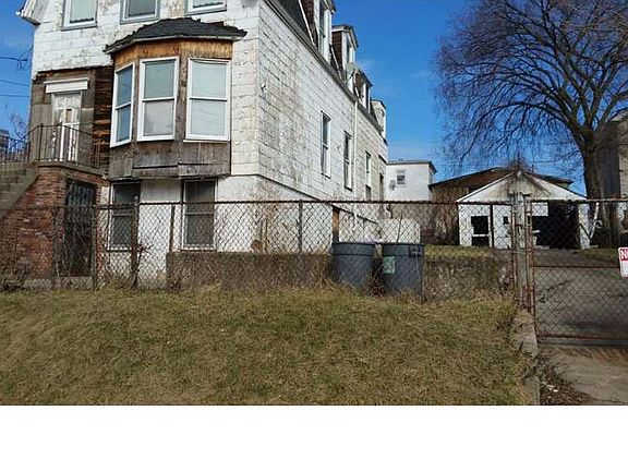 5th image of 3260 Ely Ave