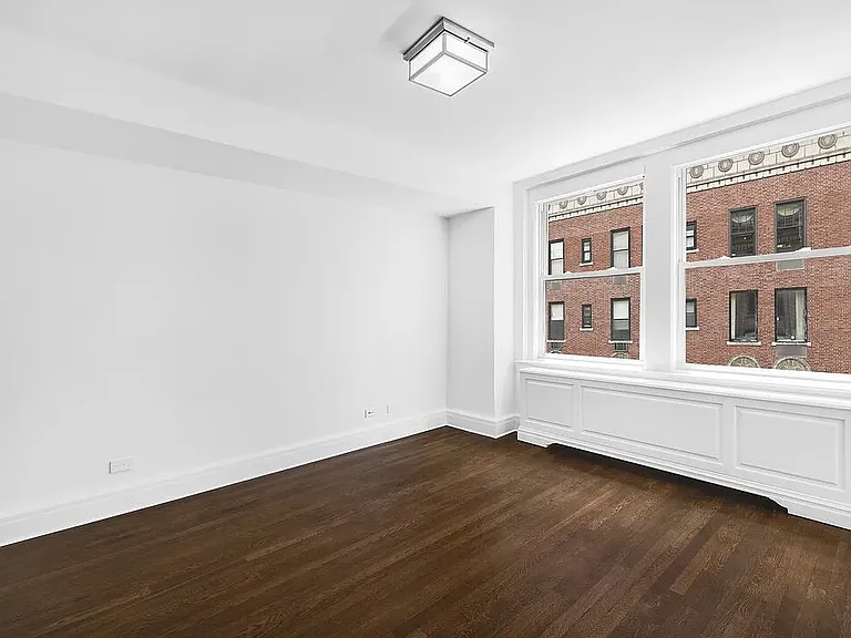 1085 Park Ave #13B — Photo 20