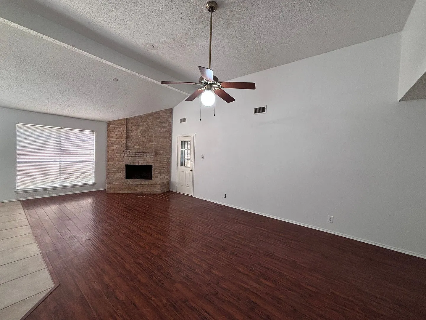 10922 Forest Summit, Live Oak, TX 78233 | Home for Rent — Photo 1