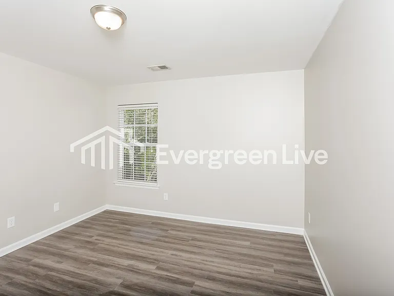 140 Pacific Ave — Photo 9