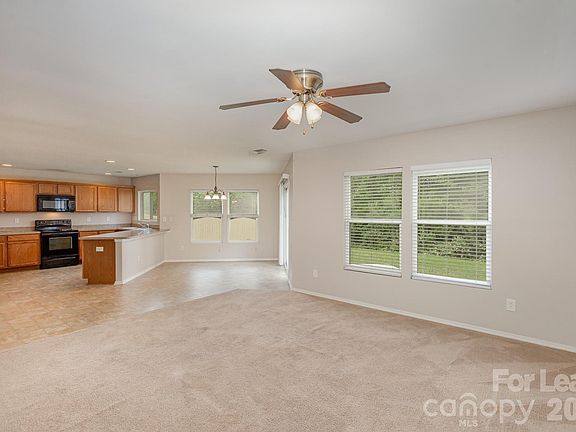 5th image of 6442 Ridgeview Commons Dr