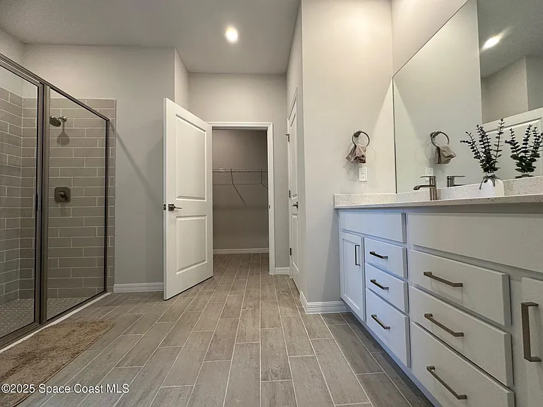 1326 Seeley Cir NW — Photo 22