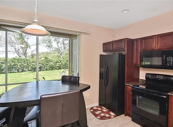 3rd image of 3257 Antica St