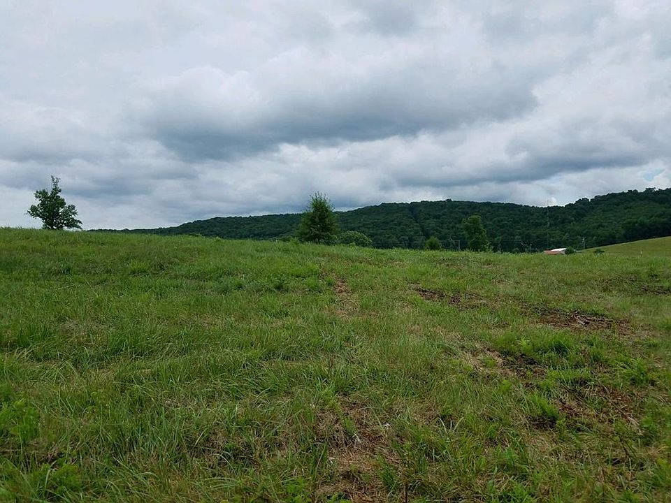 2nd image of 831 Autumn Hills Ln