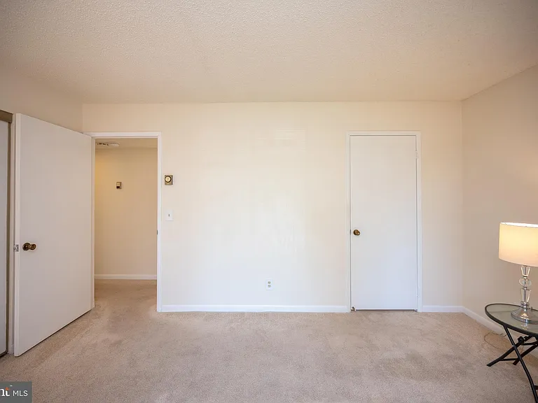 15310 Beaverbrook Ct #89-1B — Photo 12