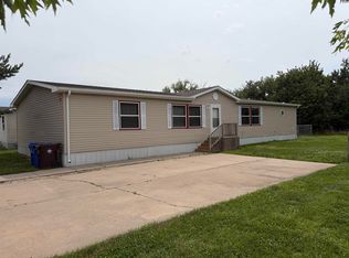 816 Deerfield Rd, McPherson, KS 67460