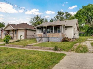 2048 N Washington Ave, Springfield, MO 65803