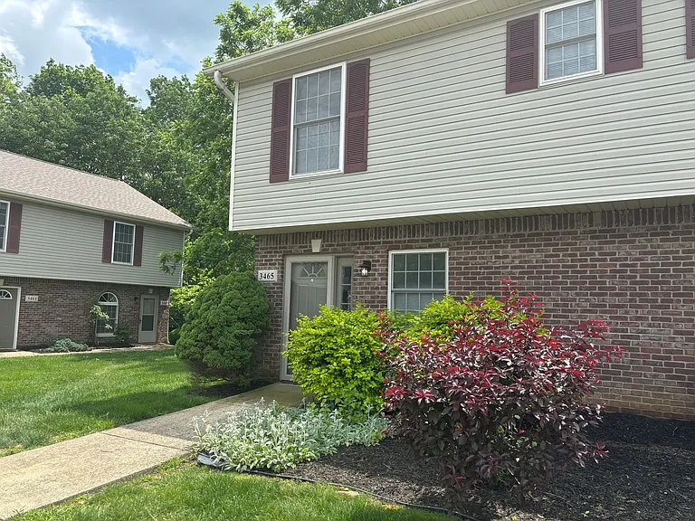 3465 S Oaklawn Cir — Photo 15