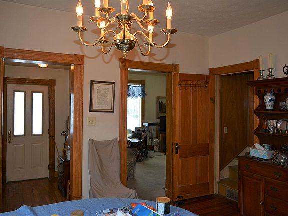 3rd image of 434 N Elmwood Ave