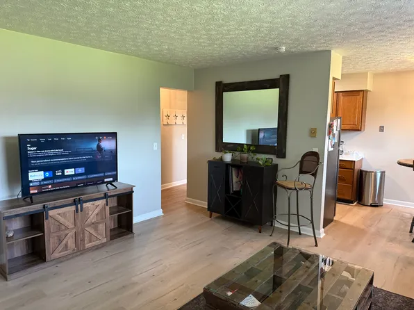205 Highland Ave #6, Loveland, OH 45140