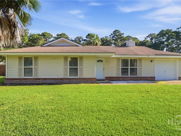 10 Rivers Bend Drive, Savannah, GA 31406