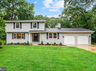 126 Drexel Dr, Millersville, MD 21108