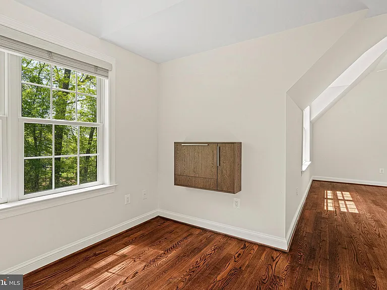 13551 Triadelphia Mill Rd — Photo 41
