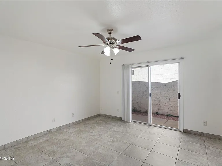 8037 N 40th Ave — Photo 15