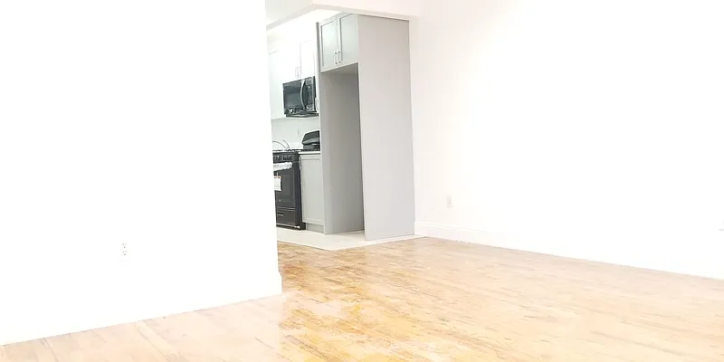 Rented by City Express Realty & Management Corp | media 45