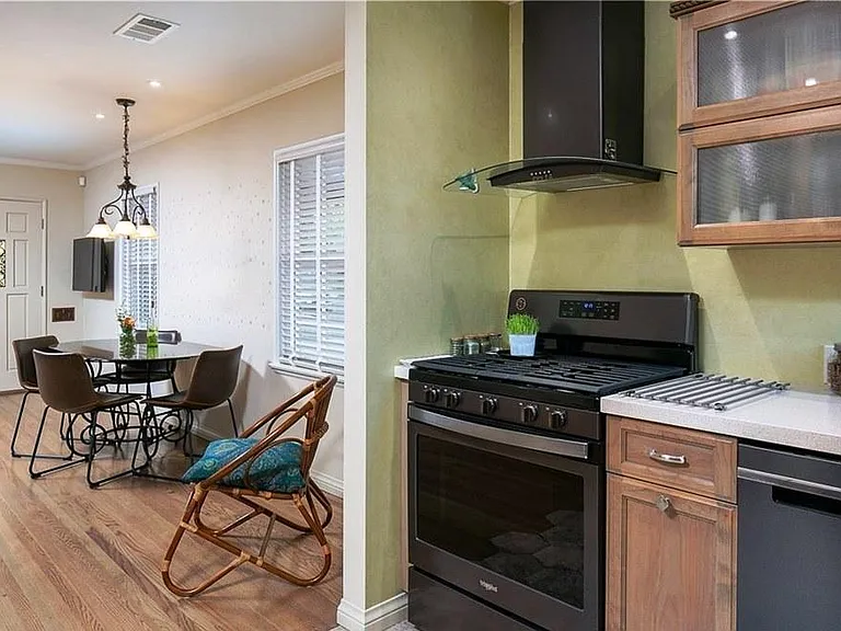 909 N Santa Anita Ave — Photo 12