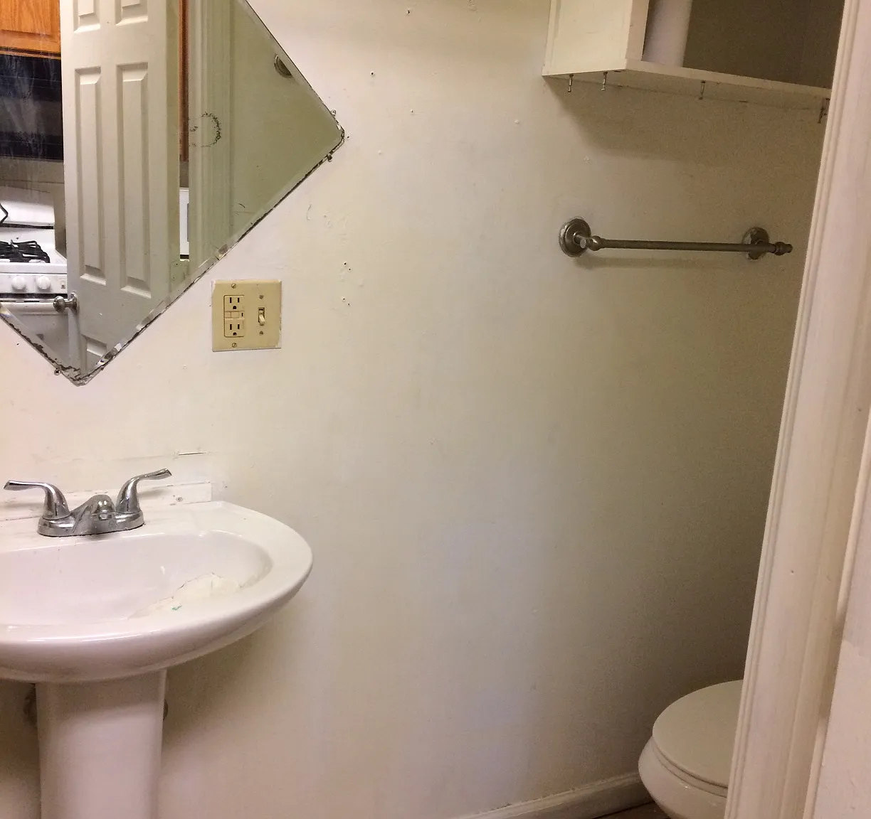 Three Bed Apt, Downtown Ithaca ($2,000/ avail from Oct-2026) — Photo 2