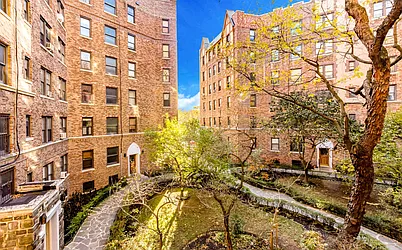 3400 Wayne Avenue #D23 image 1 of 10