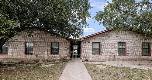 2716 N 31st St Photo 1