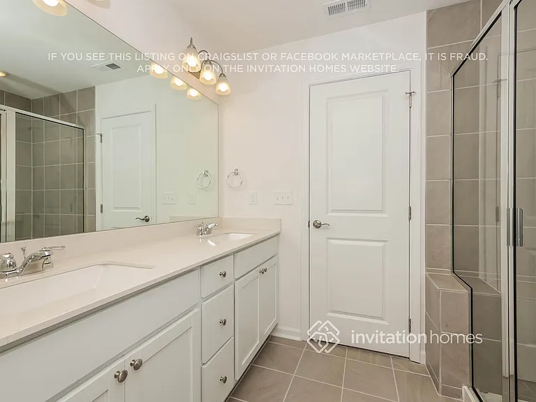 3802 Lantern Ln — Photo 15