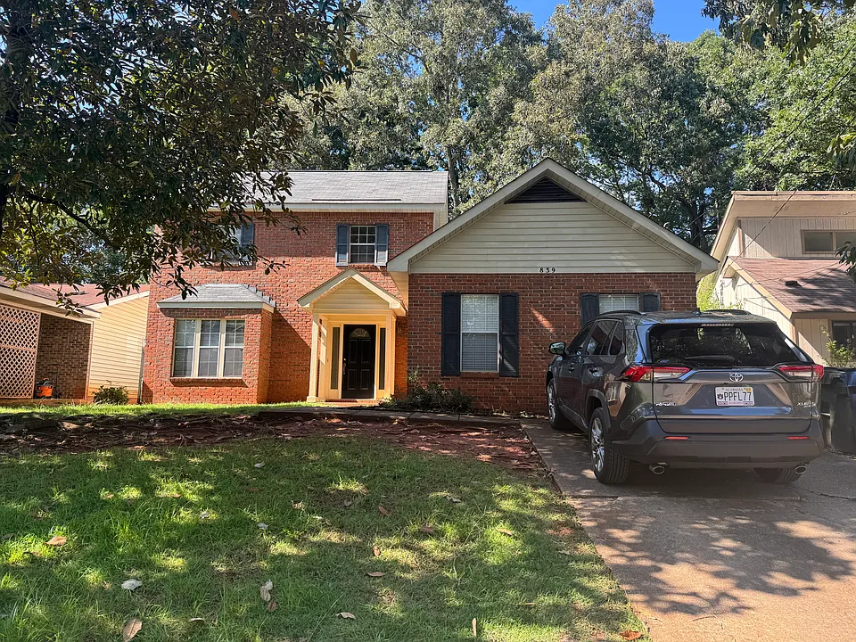 839 Cheyenne Ave