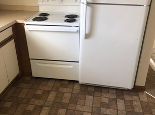 752 Saint Johns Rd APT 3B, Woodstock, IL 60098