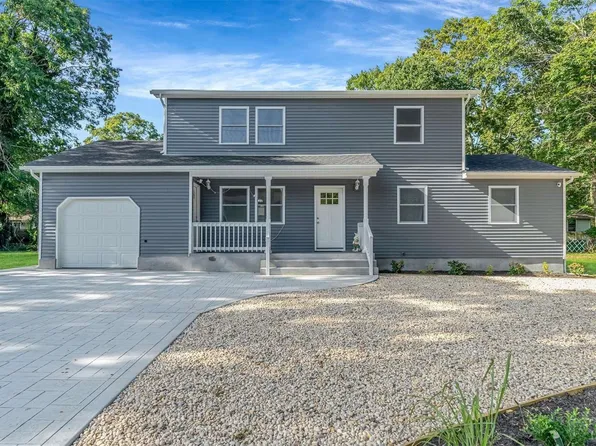 67 Moriches Avenue, Mastic, NY 11950
