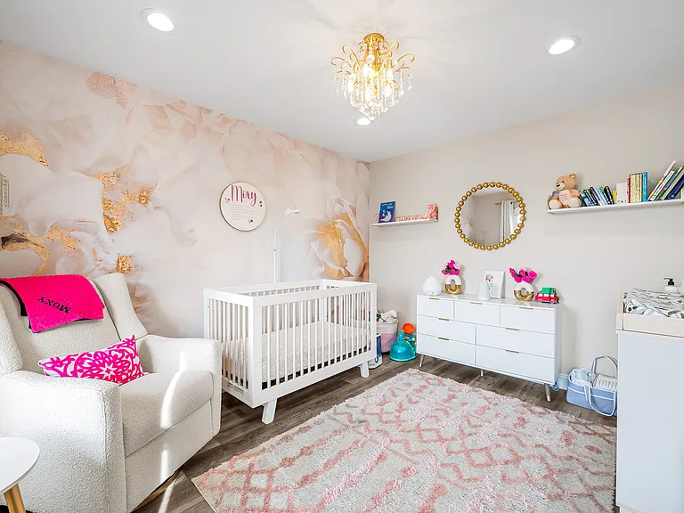 2323 Boston St #4 — Photo 14