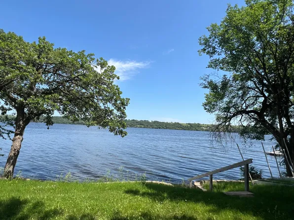 13480 Minnehaha Rd, Wilmot, SD 57279