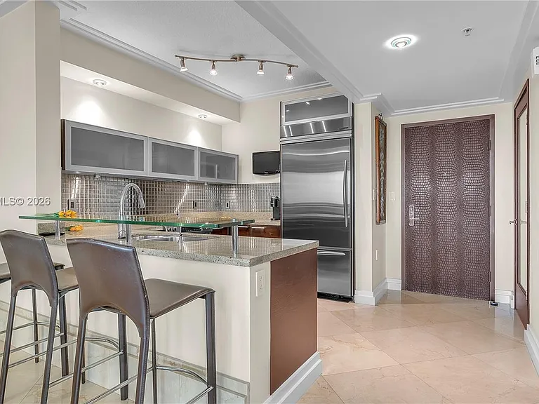 16275 Collins Ave #903 — Photo 10