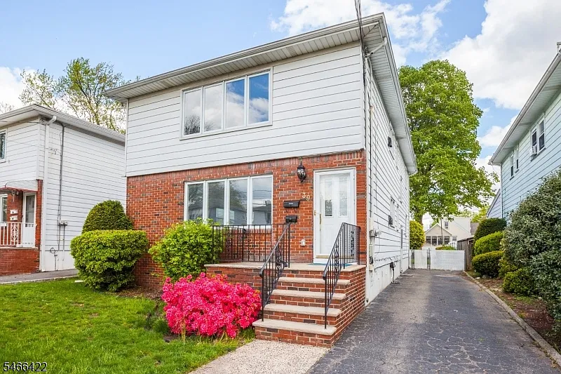 3 bed, 2.0 bath, $3,600 — Photo 1