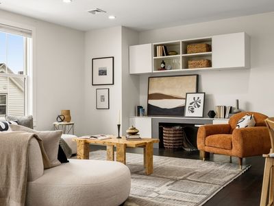 309 E St APT 36, Boston, MA, 02127