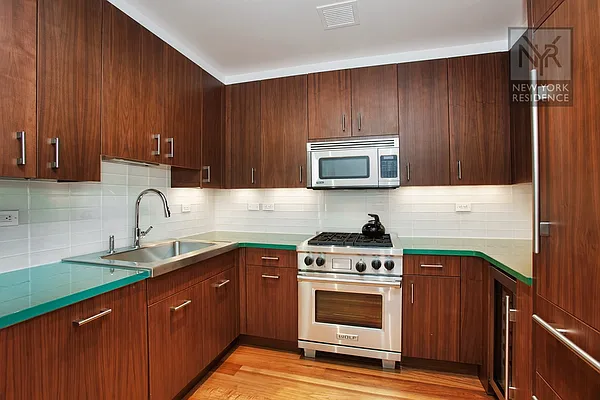 Rented by New York Residence | media 2