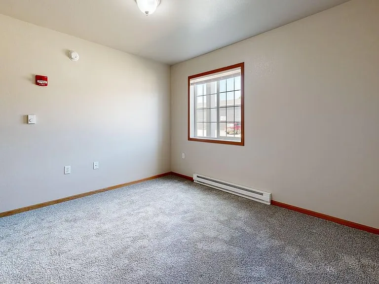Bakken Ridge Apartments — Photo 35
