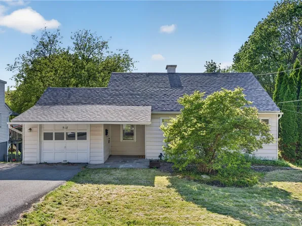 518 Nottingham Rd, Syracuse, NY 13210